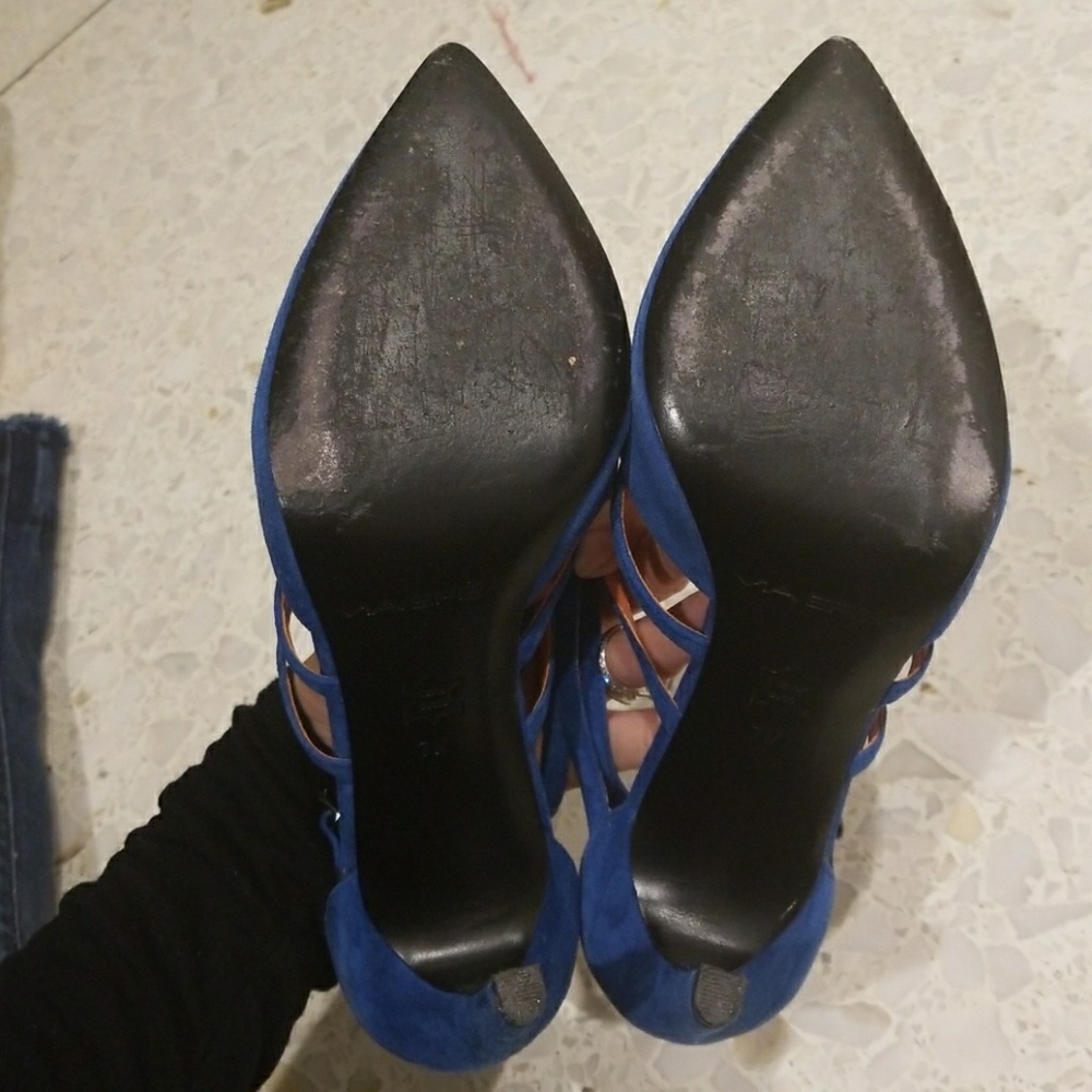 Via Spiga Suede Heel - Picture 6 of 7
